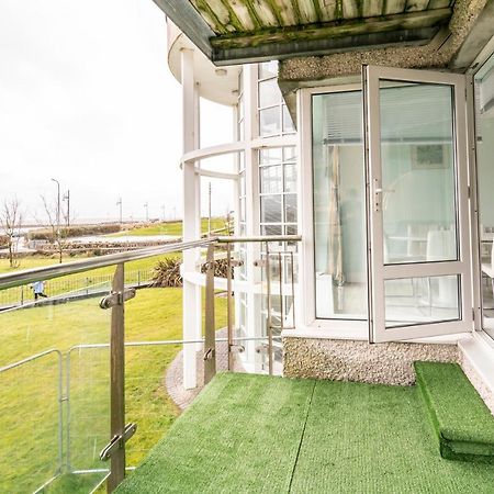 Luxurious Seaside Apartment ゴールウェイ エクステリア 写真